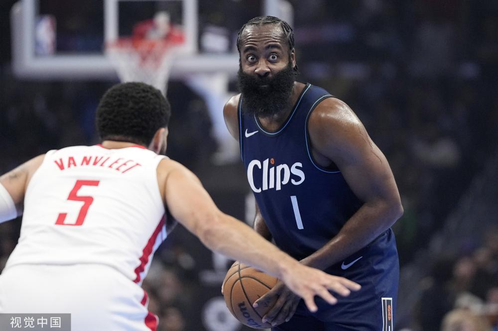 使得她在较 使得她在较