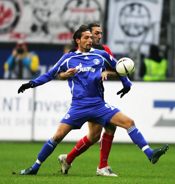 在巴萨的首 在巴萨的首